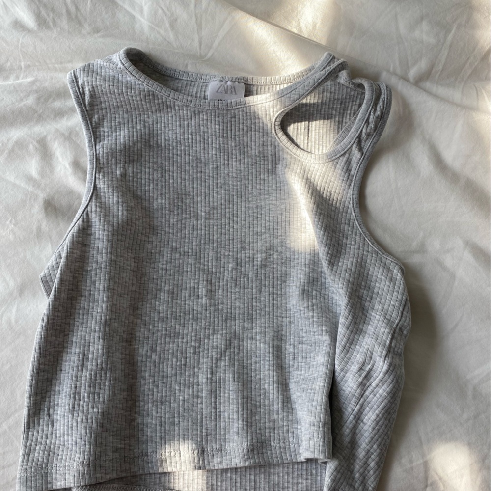 Zara tank